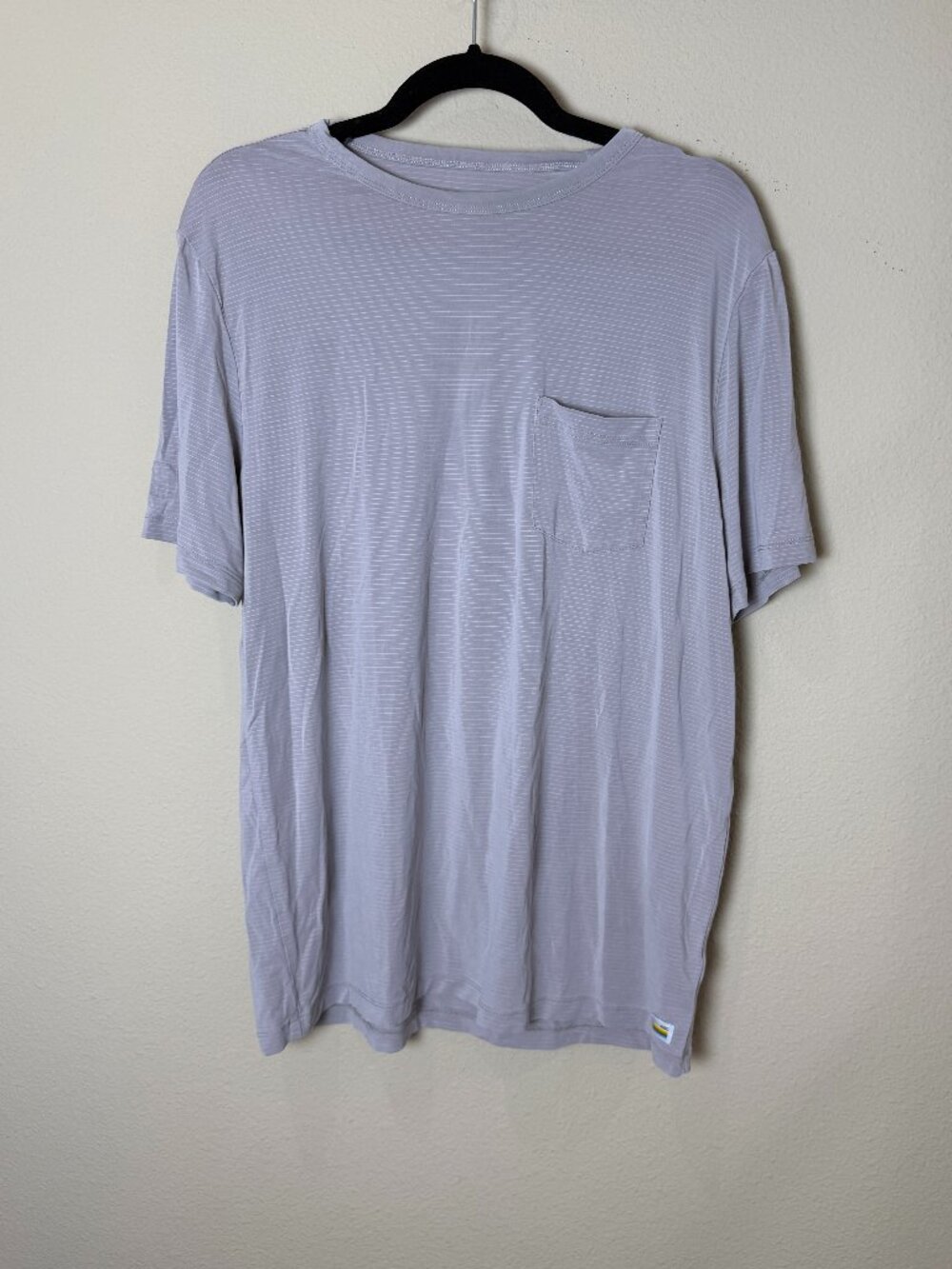 Vuori Tradewind Performance Tee T Shirt Micro Stripe Grey Size large